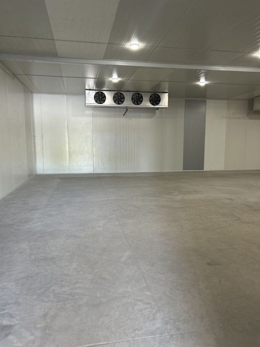 Здається Холодильне приміщення ,із темп. реж.-2; +20.Площа 300кв.м