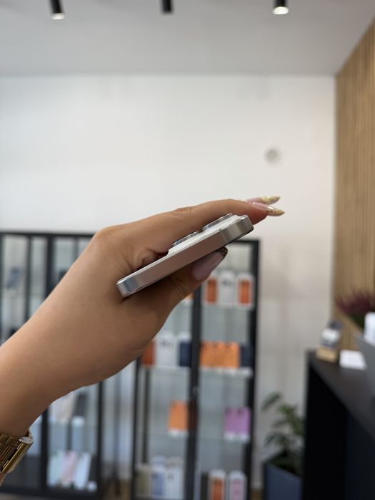 Telefon iPhone 16 PRO 256GB Biały Apple Gwarancja iTrade