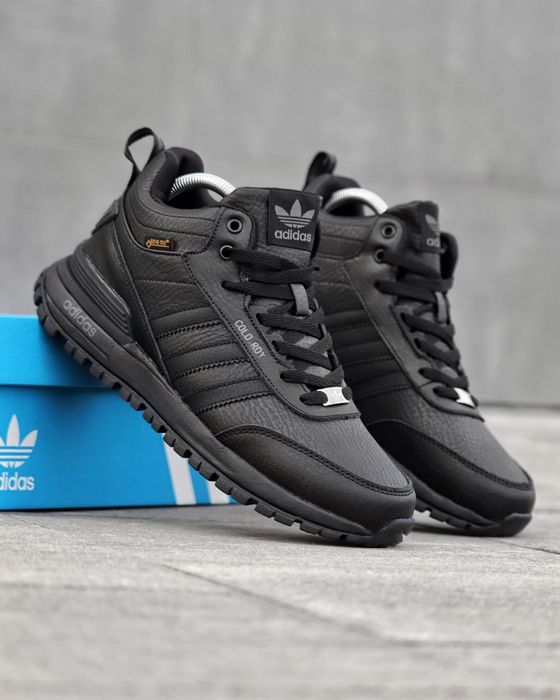 Зимові чоловічі шкіряні кросівки Adidas ZX 750 / чорні хутряні кроси