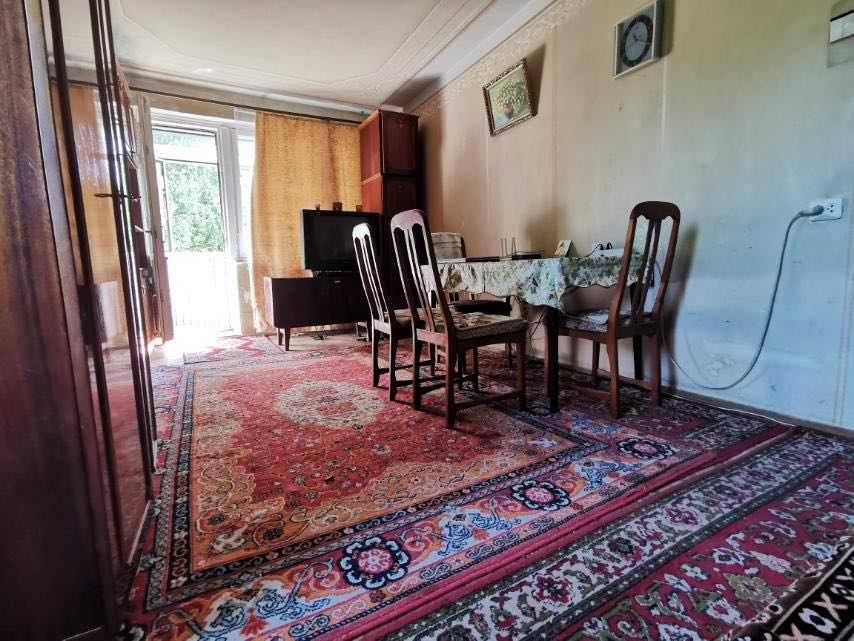 Оренда ВЕЛИКА кімната з балконом Львів Залізничний район без комісії