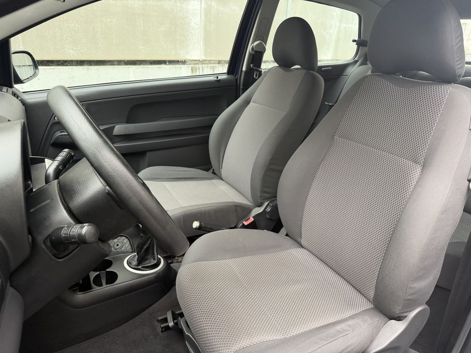 Volkswagen fox 1.2 gasolina  140 mil km