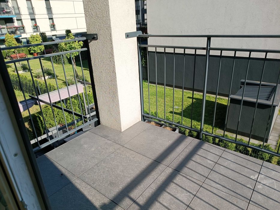Skrzyżowanie Marszałków nowy 3 pokojowy umeblowany apartament 53 m, garaż
