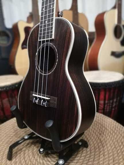 ukulele koncertowe SEGOVIA EBONY 24 concert 24c