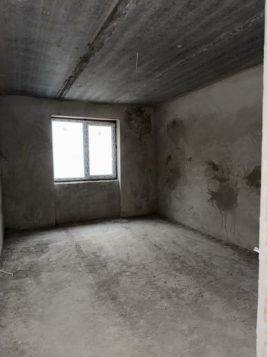 Продаж 3 кімнатної квартири з гардеробною