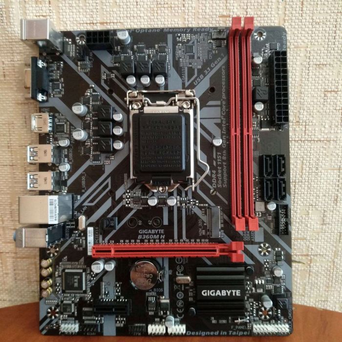 Intel Core i7-8700 + placa-mãe (Gigabyte B360M H) - em bom estado