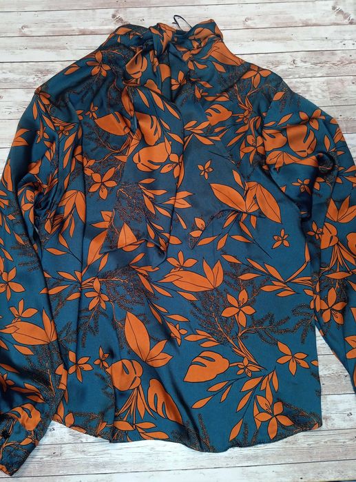 Синяя цветочная шёлковая блуза ZARA Размер L - XL