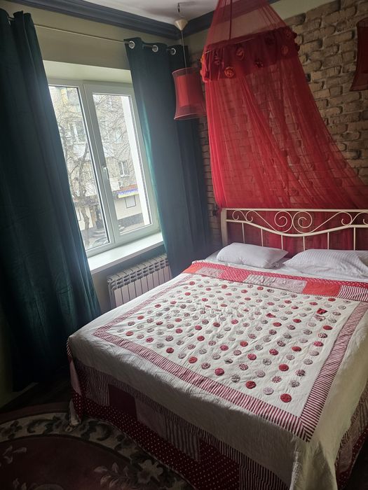 Сдам 2к квартиру в центре люкс класса