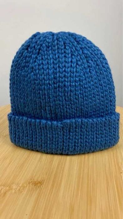 Granatowa dziergana handmade czapka