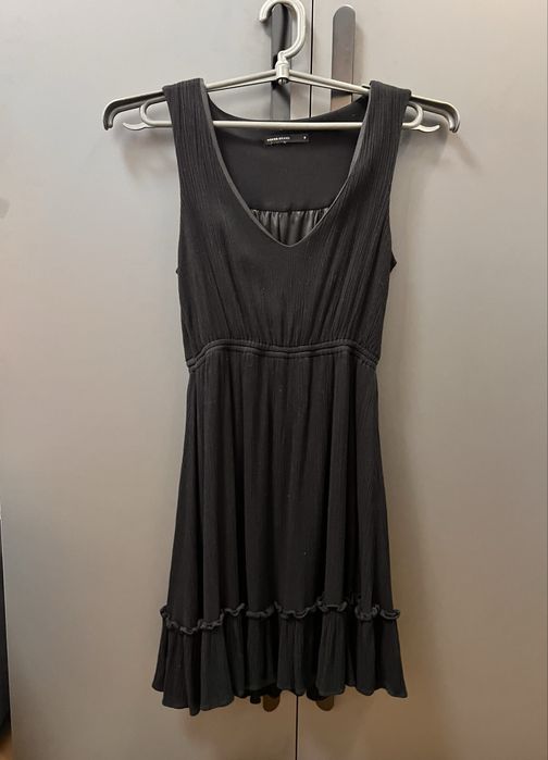 Чорна жіноча сукня House Brand S, віддам даром