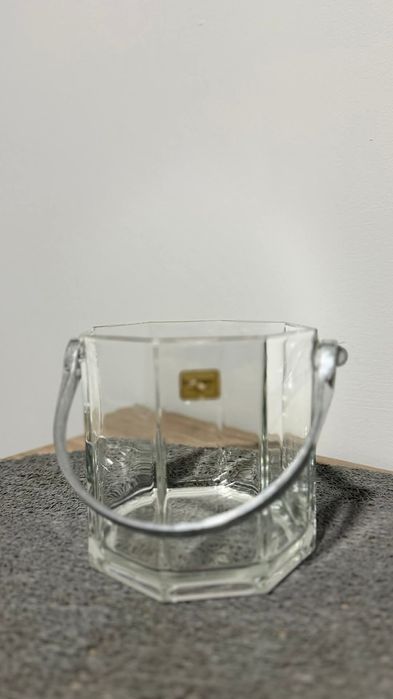 Loiças de utilidade e decoração cada peça 10 euros