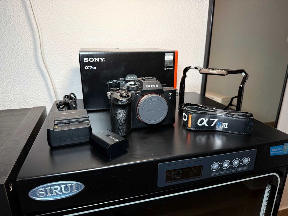 Sony A7S III como nova! Caixa + Cage SmallRig