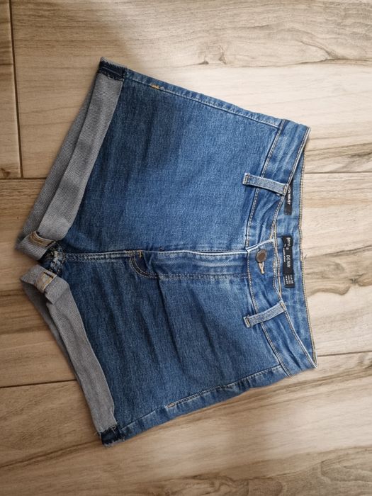Roupa criança variada