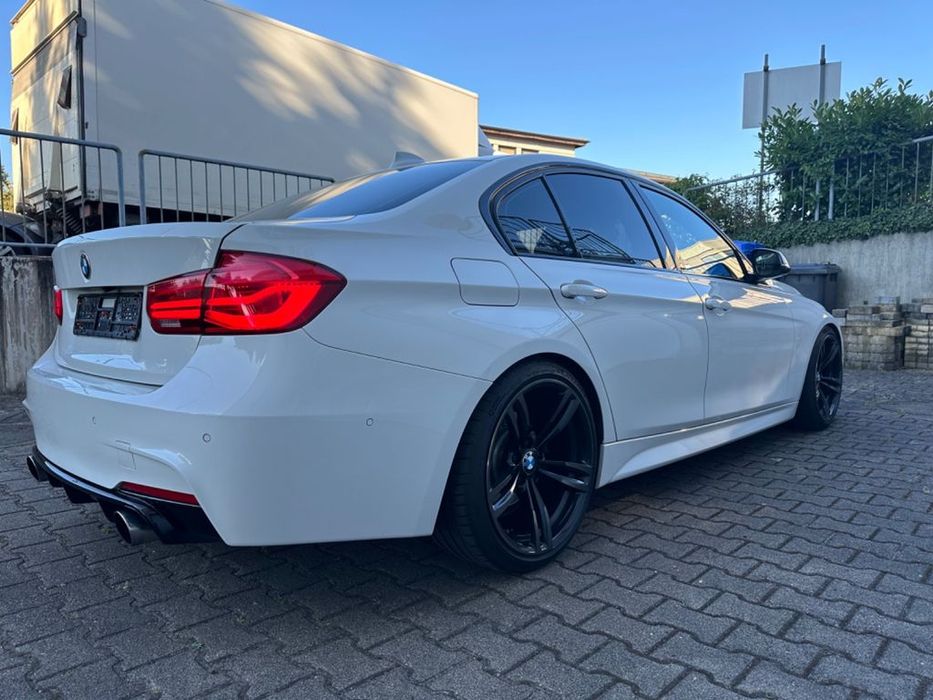 Бампер BMW 3 F30 2011-2018  разборка бмв ф30 запчастини