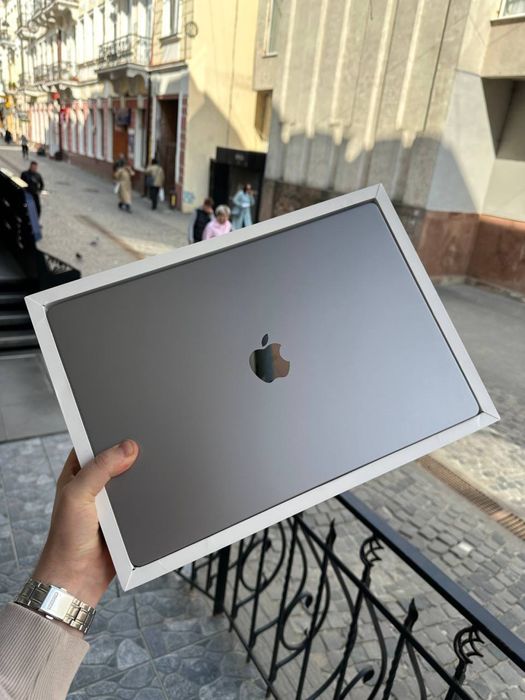 MacBook Pro 16’ M1 Pro 16ram 512ssd Space Gray MK183 ідеал 100% 77цикл