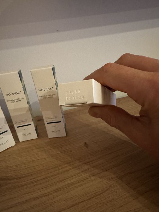 Oriflame Krem pod oczy NovAge+ Wrinkle Smooth