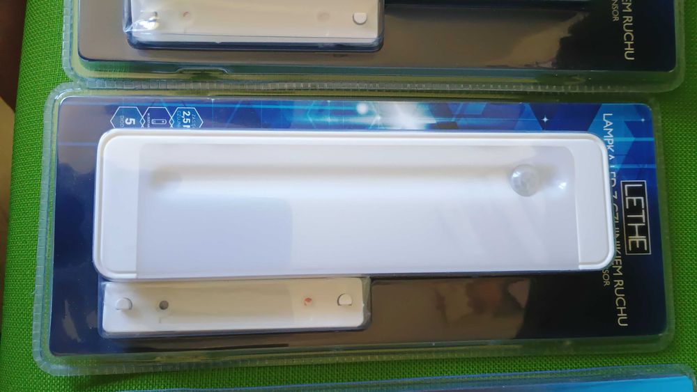 Lampka led z czujnikiem ruchu 2 szt. nowe