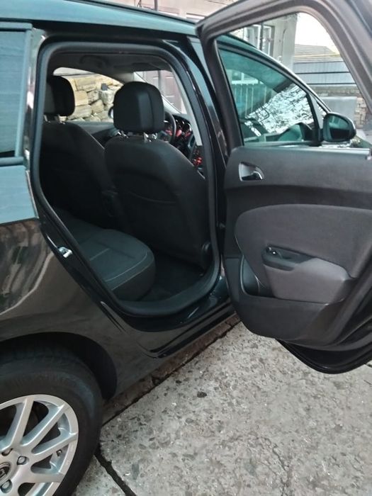 Продам Опель Astral j Sport Turer 1.7 cdti