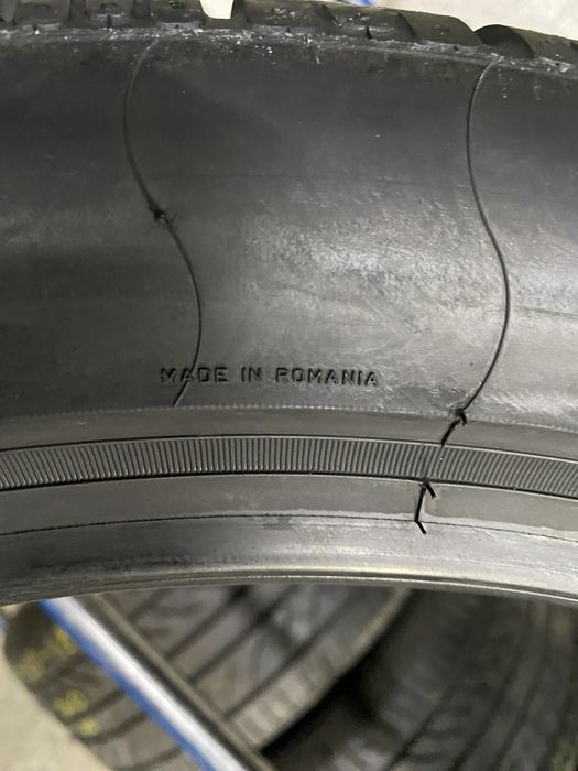 Зимові шини 265/40 R20 (104V) PIRELLI