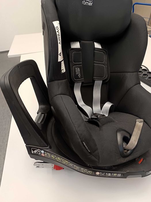 fotelik obrotowy britax romer dualfix m i-size