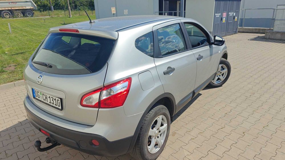 Nissan Qashqai Lift 1.6 benzyna 117KM Bezwypadkowy Stan BDB