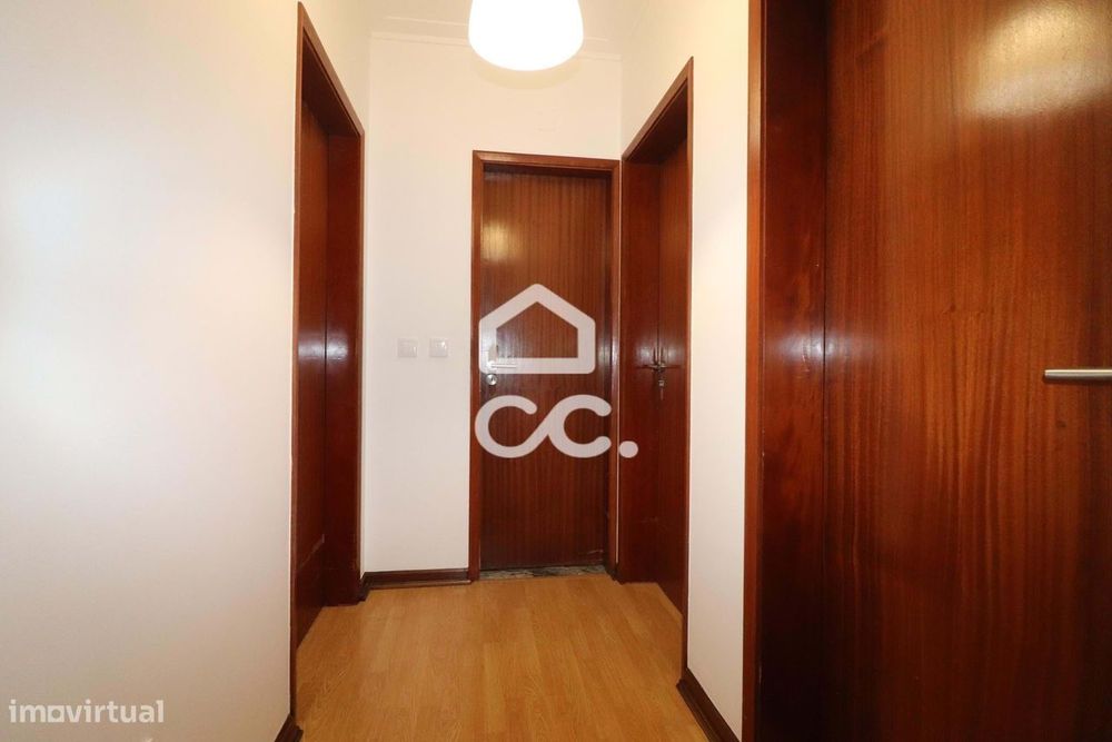 T3 Dúplex com 6 Quartos – Excelente para Investimento | São Martinho d