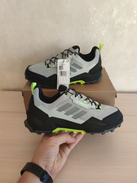 ОРИГИНАЛ 100% Новые! Adidas TERREX, мужские кроссовки, р.42,5