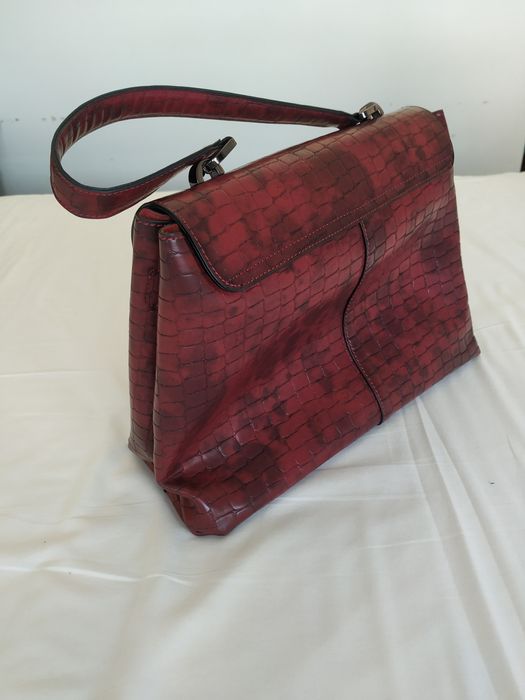 Mala Hispanitas em couro