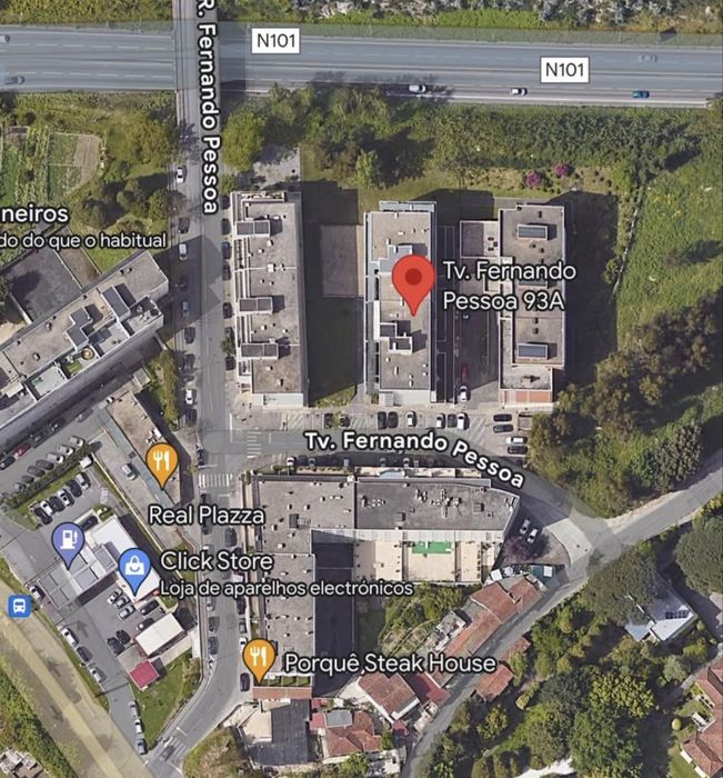 Arrenda-se garagem fechada com 23m2, em Guimarães.