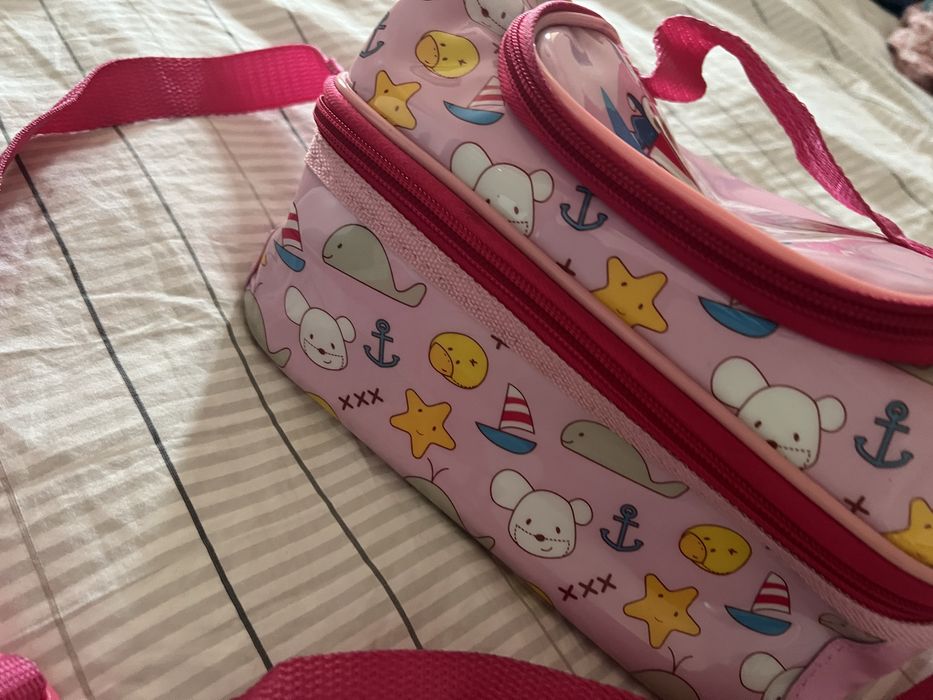 Lancheira rosa imaginarium