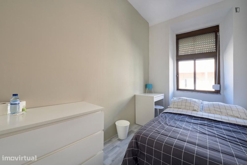 Quarto - localizado em Penha de França Lisbon