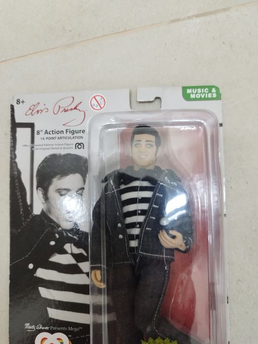 Figura colecionável de Elvis Presley de 20 cm da Mego.

Esta figura ar