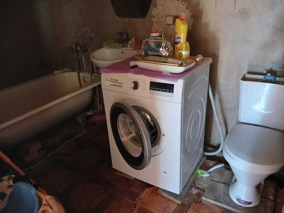 Будинок з незавершеним ремонтом 178м.кв. з гаражем