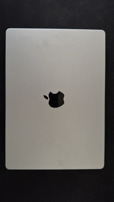 MacBook Pro M3 Pro 18GB 512GB