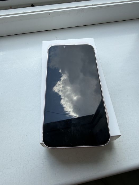 Продам Iphone 13 256