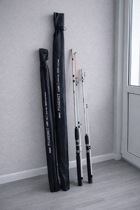 Удилища разные и сумка