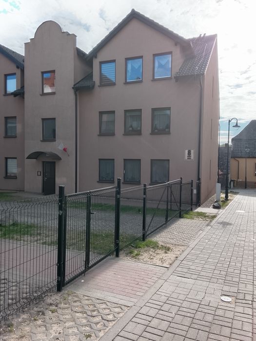 Sprzedam przestronne mieszkanie