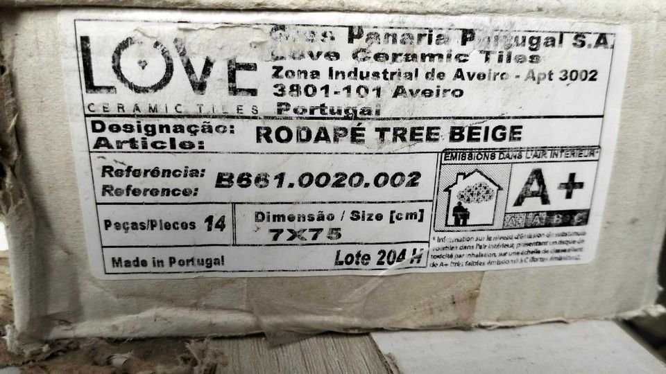 Pavimento 15x75 e Rodapé 7x75 Love Tiles Tree Beige