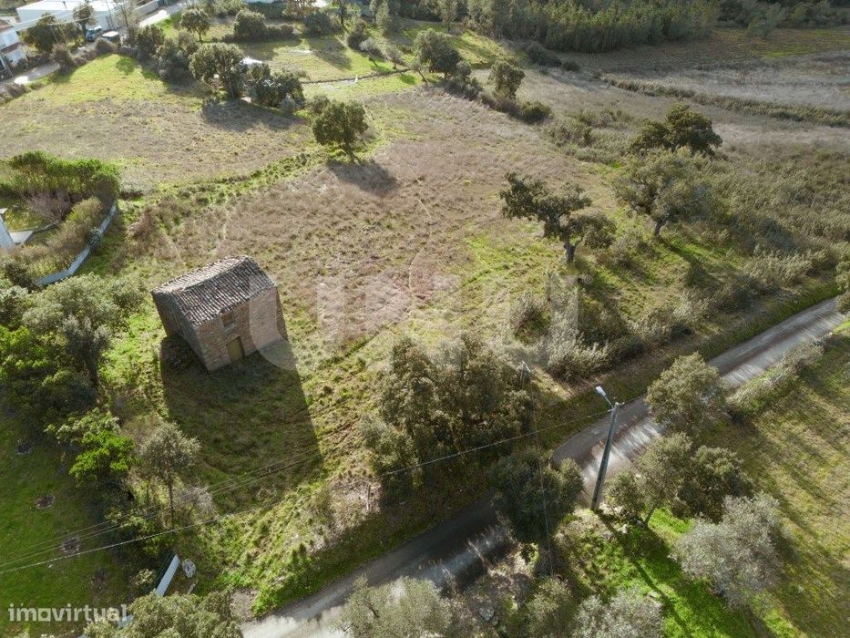 Terreno Rústico com 3720m2