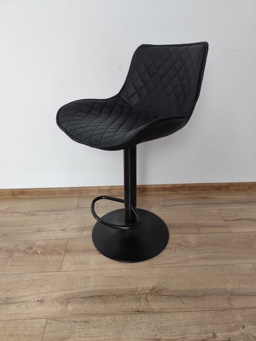 Solidny hoker krzesło do baru jadalni czarny pikowany Ala skóra NOWY