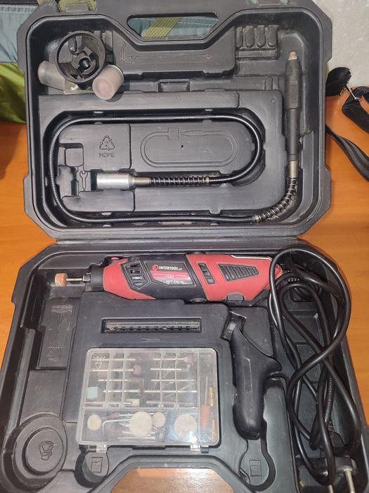 Гравер Intertool WT-0516, набор насадок, кейс, почти новый