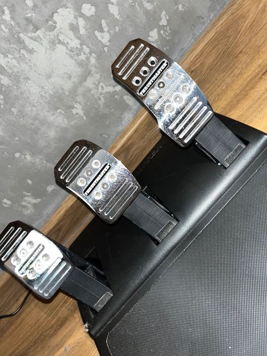 Kierownica Thrustmastet T300 Ferrari