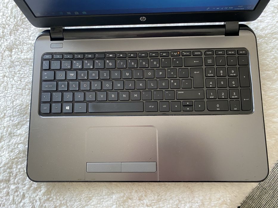 Portatil Hp 255 impecavel