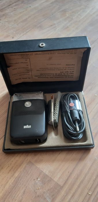 Máquina de barbear muito antiga