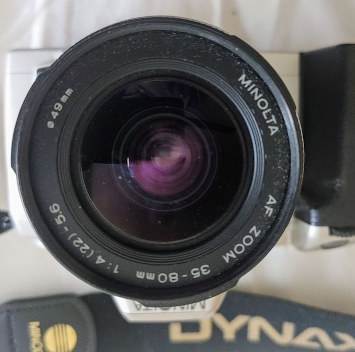 Máquina fotográfica Minolta