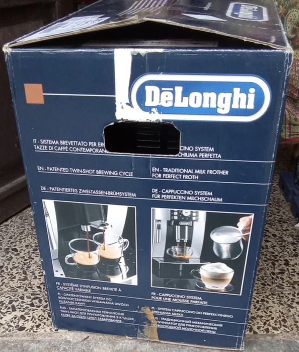 NOVA Maquina de cafe DELONGHI Magnifica S ECAM21.117.B