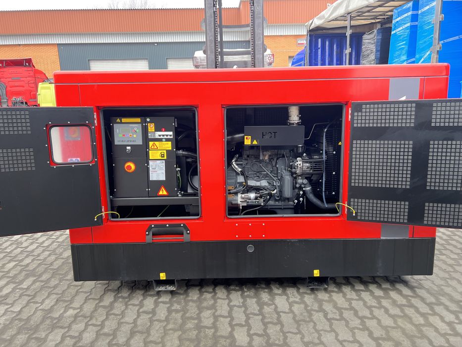 В НАЯВНОСТІ ! Генератор дизельний HIMOINSA HFW-60 T5