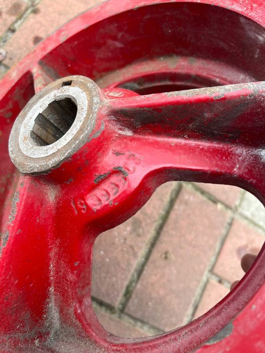 Шків  CNH 193999С3 привода наклонної камери Кейс 2388