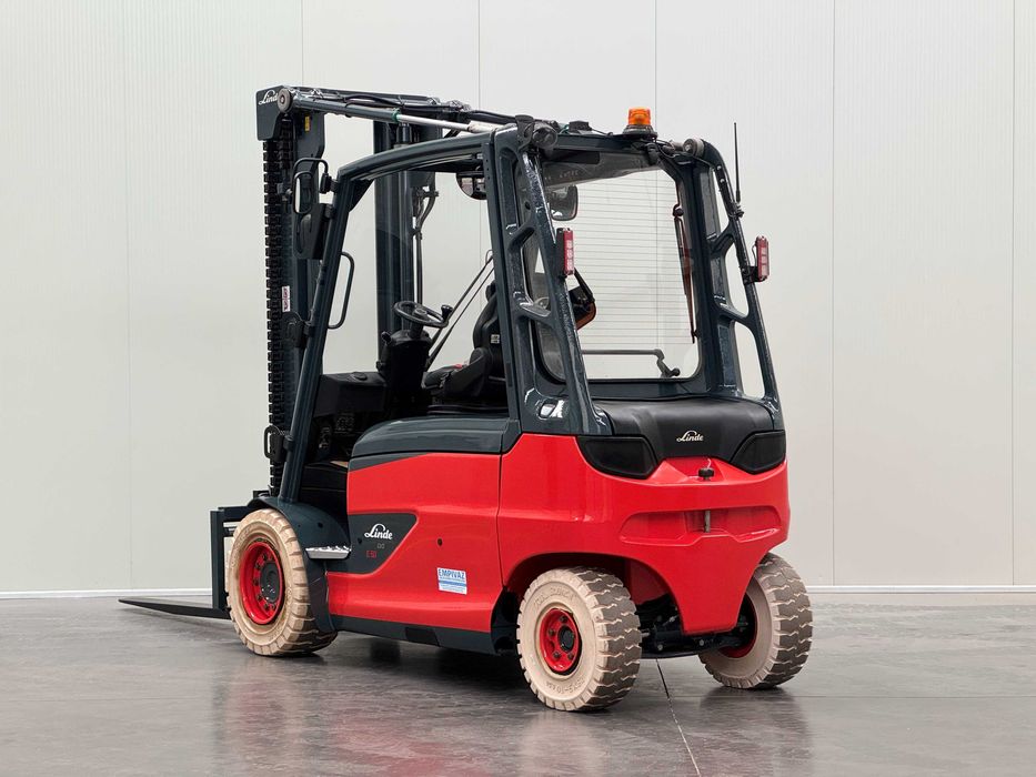 Empilhador Linde 5000 Kg - Elétrico