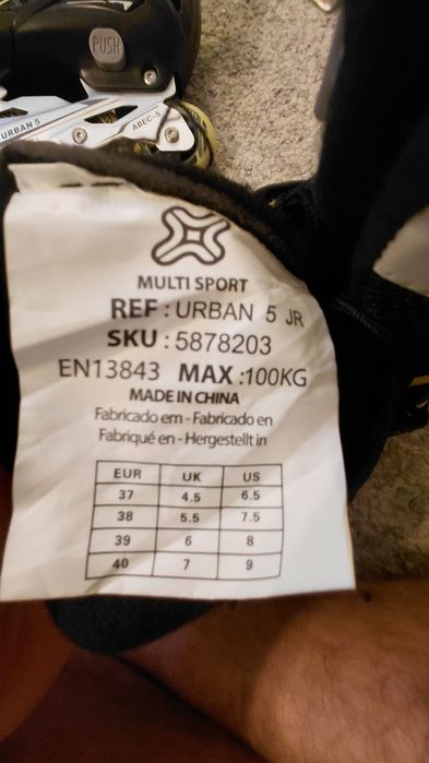 Patins em linha como novos