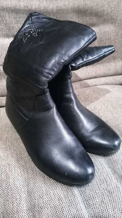 Женские зимние полусапожки LNSFY